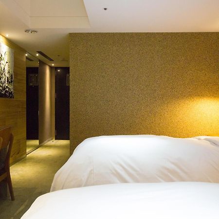 Inhouse Hotel Taichung Chambre photo