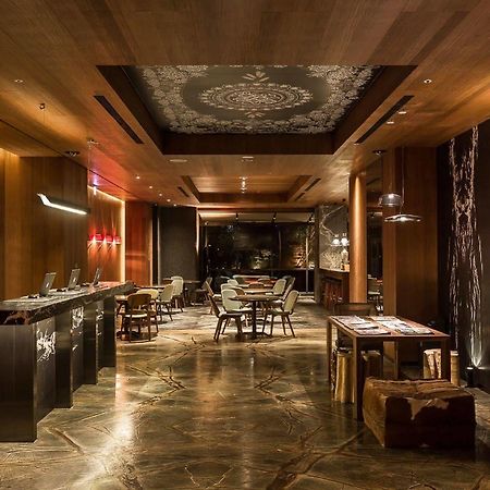 Inhouse Hotel Taichung Extérieur photo