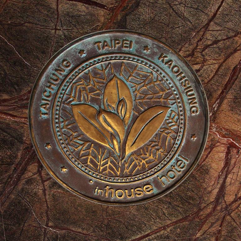 Inhouse Hotel Taichung Extérieur photo