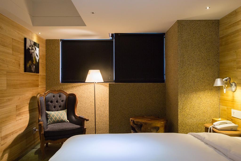 Inhouse Hotel Taichung Extérieur photo